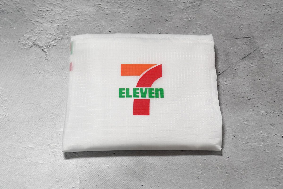 ７－１１ エコバッグはパッカブル