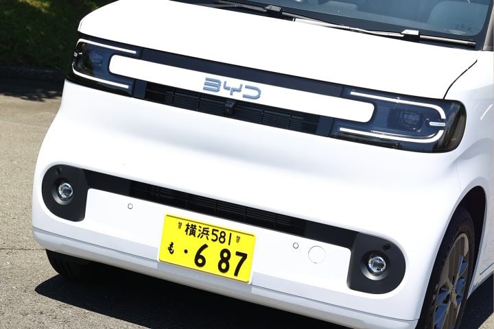 【日本の軽を超えた!?】BYDの新型軽EV「ラッコ」実車インプレ!ゴルフバッグ縦積み&車中泊もこなす大空間と“価格以上の完成度”に迫る