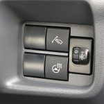 回生ブレーキの量、つまりアクセルを離したときの減速も可能