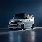 第1位 【軽の王者、さらに高みへ】ホンダ新型「N-BOX」が7月マイナーチェンジ！普通車ミニバンに迫る充実装備の全貌をプロが解説