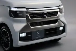 ホンダの新型「N-BOX」が普通車ミニバンに迫る充実装備、トヨタ“323万円で話題”至高のハイブリッド…ほか【クルマの人気記事ランキングベスト3】（2026年7月版）
