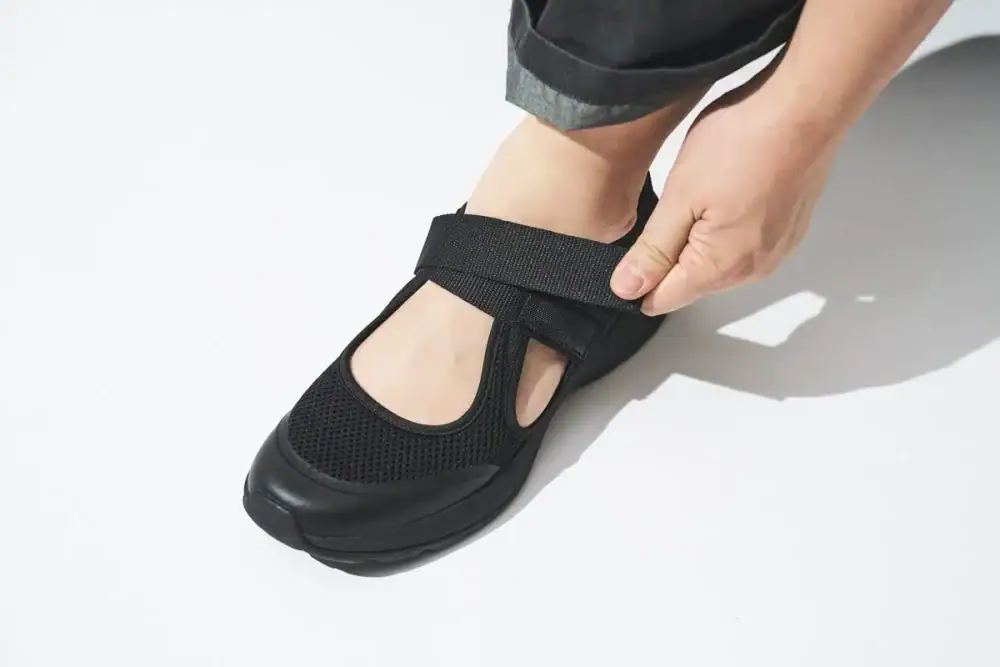第2位 【無印良品】4,990円のスニサンが傑作級！プロ絶賛「蒸れない＆疲れない」モードな夏の一足を徹底解説