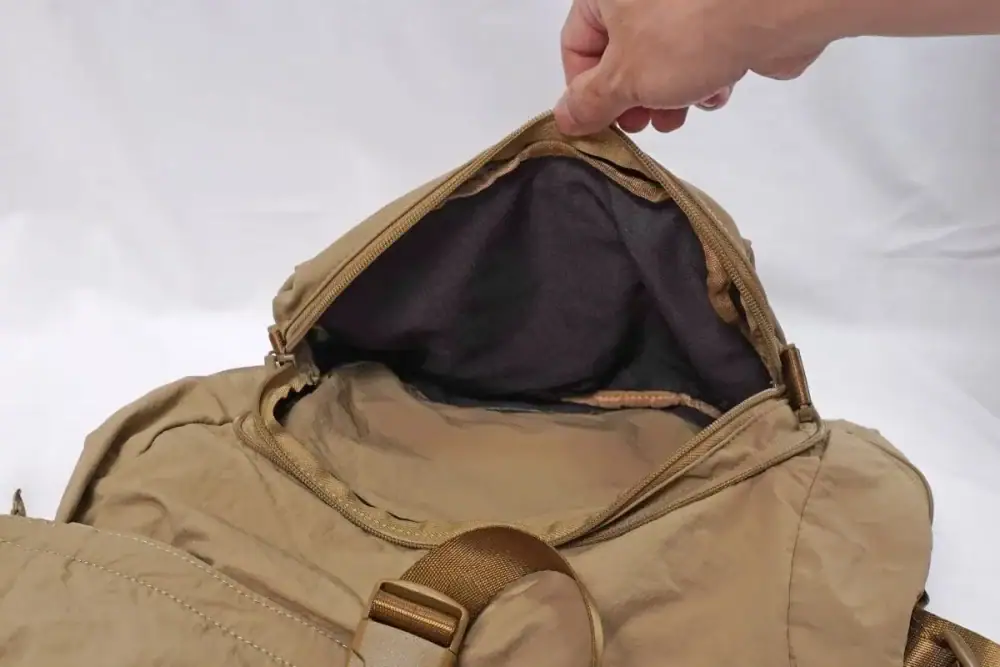 第1位 【ワークマン】2,900円で鞄2つ分!? たったひと手間で「ショルダー⇔リュック」に変形する新作ギアがサブバッグに最適すぎた