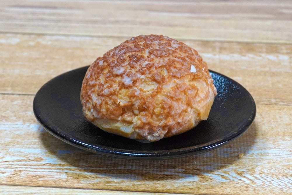 ファミリーマート「東京ばな奈 ザクほろシュー ダブルバナナ味」￥254（税込）
