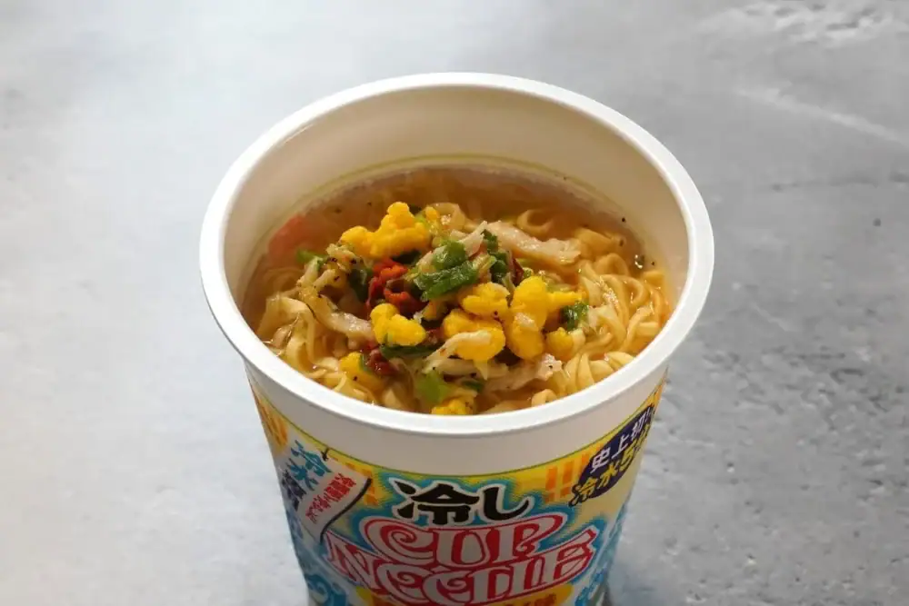 第2位 【カップ麺に冷水!?】お湯不要!水で5分戻す「冷しカップヌードル」をマニアが実食したら予想外の激ウマ新体験だった