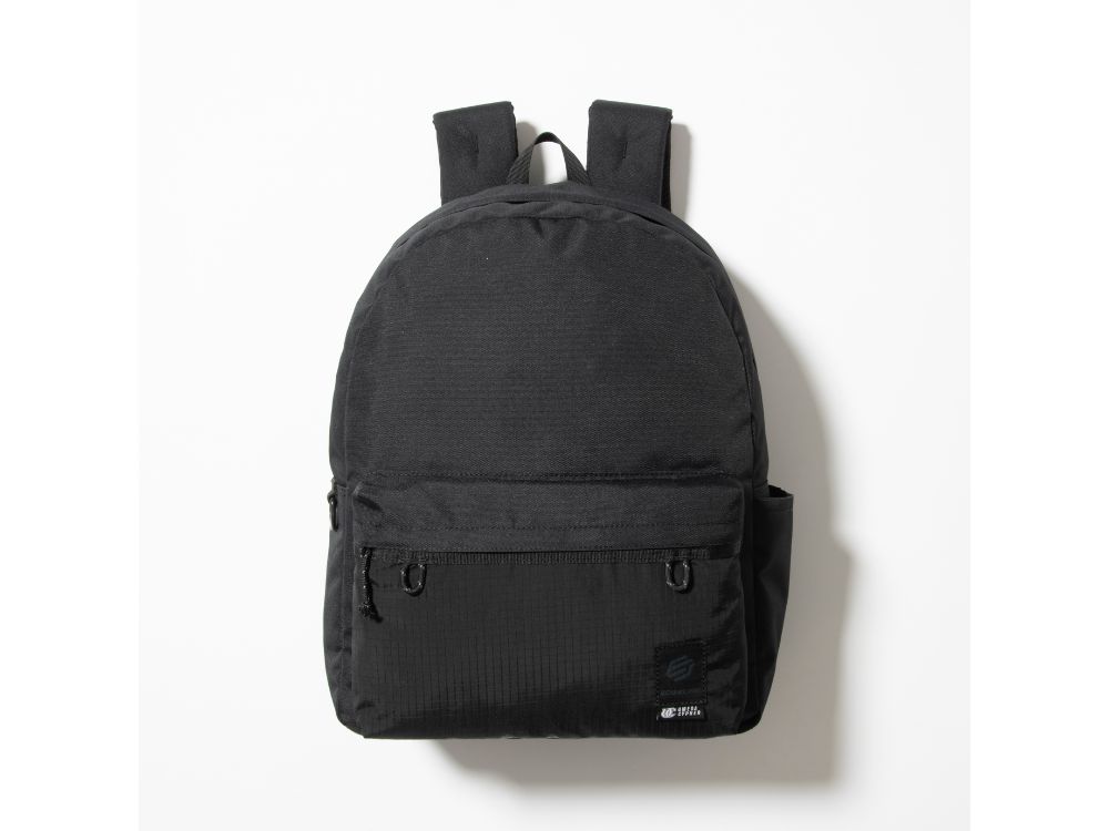 エッジリンク「ウメリンク リュック（No.60607）」￥11,000／H34×W45×D13㎝／23ℓ／14.0インチ・A4ファイル対応