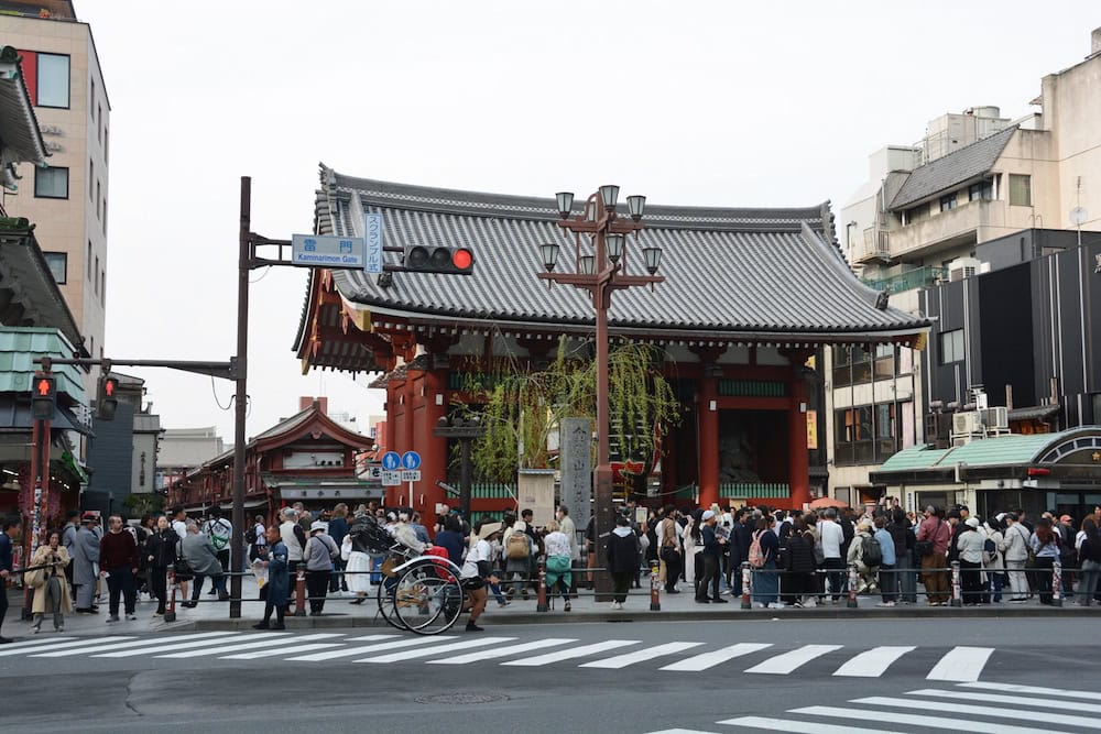 ORTIGAは雷門通りからほど近い場所にあり、雷門からも徒歩で2、3分程