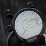 視認性に優れる円形の多機能メーターには、ナビ機能「TRIPPER DASH」が導入されている