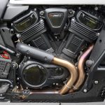 搭載されるRevolution Max 1250液冷式エンジンは、豊かなトルクを備え、安心してロングライドを楽しめる耐久性も備えている