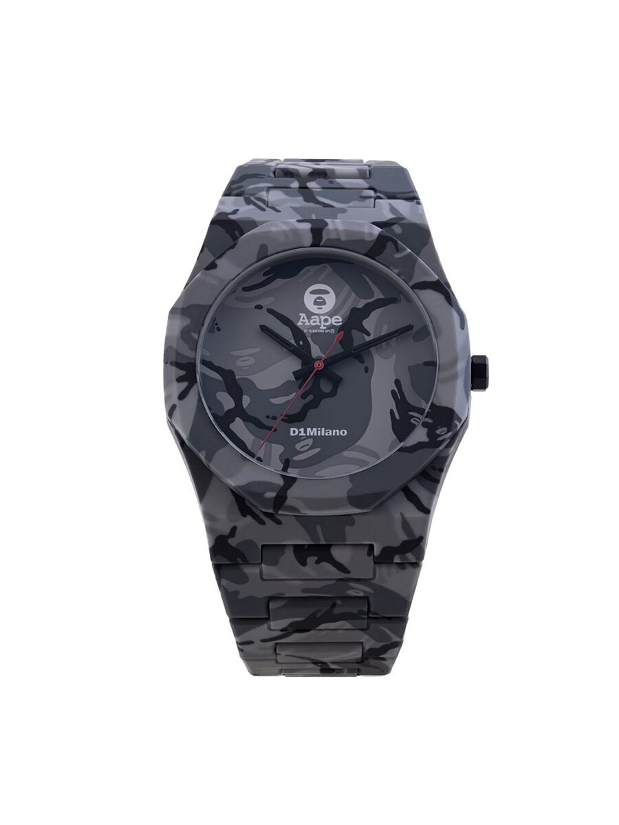 D1 Milano × AAPE BY A BATHING APE®「PCBJAAPE」￥41,800／クォーツ／41.5㎜径／5気圧防水