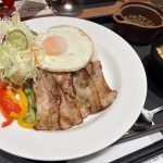 松屋　コムタム風ポークライス