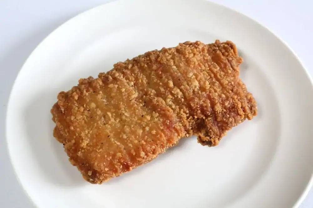 第2位 【謎のファミマ味が話題】新作ファミチキ＆スナック菓子を実食レポ！公式が隠す3つ目の味を暴いてみた