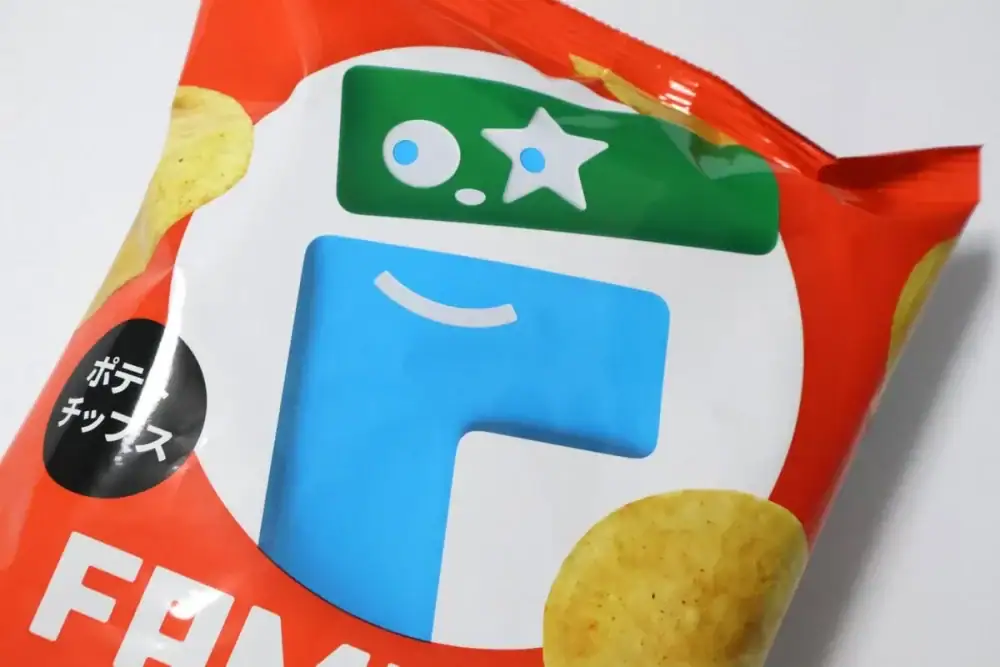 第2位 【謎のファミマ味が話題】新作ファミチキ＆スナック菓子を実食レポ！公式が隠す3つ目の味を暴いてみた