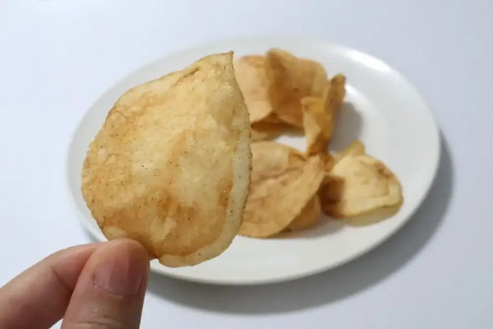 第2位 【謎のファミマ味が話題】新作ファミチキ＆スナック菓子を実食レポ！公式が隠す3つ目の味を暴いてみた