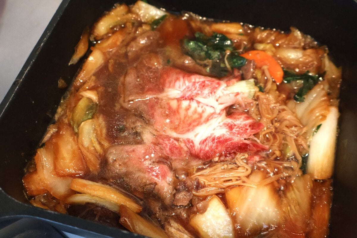 牛肉に火が通ったら完成