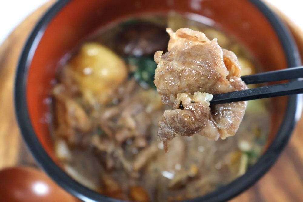 黒毛和牛かどうかは判別できないが、柔らかく美味しい牛肉