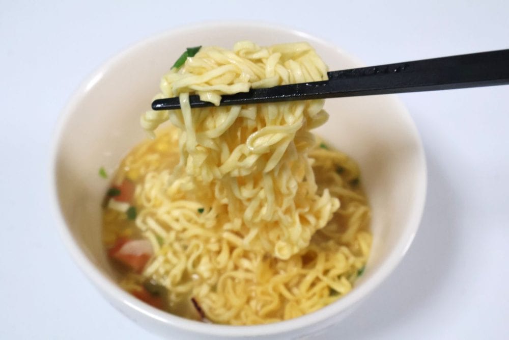 味と食感はまさに「カップヌードルシーフード」