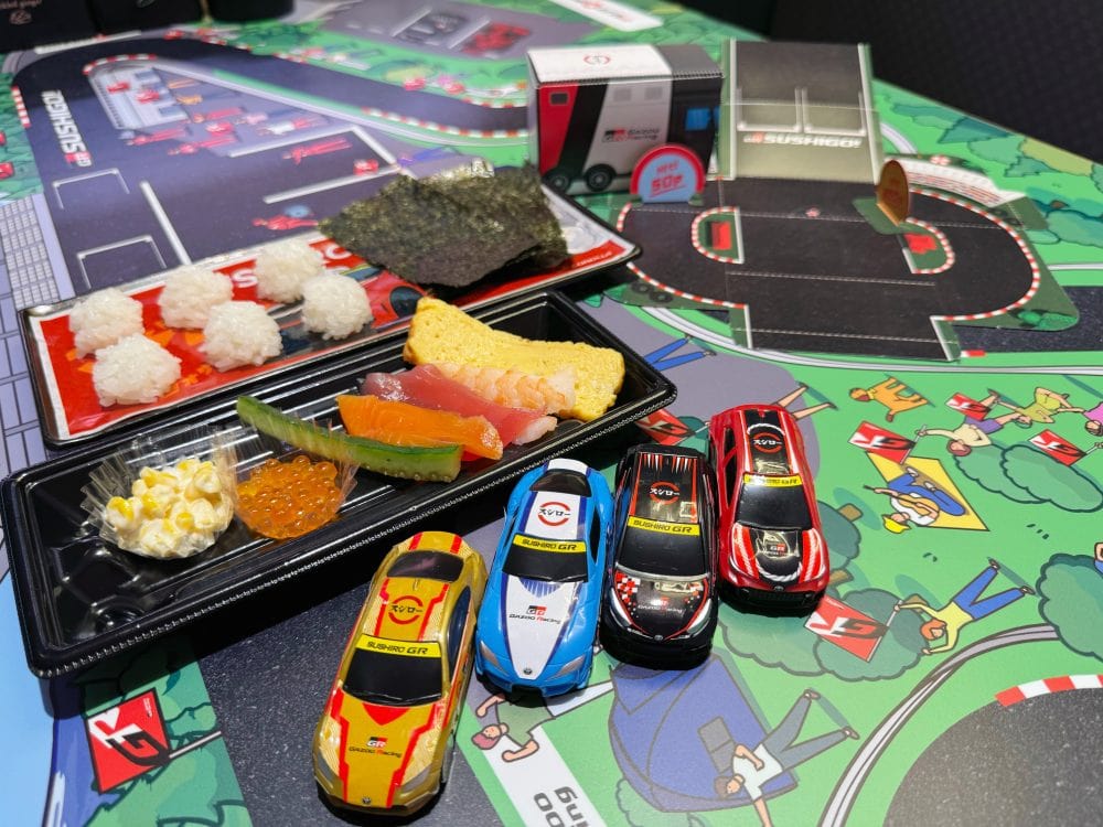 GAZOO Racing コラボ限定ミニカー&BOX付き つくローセット