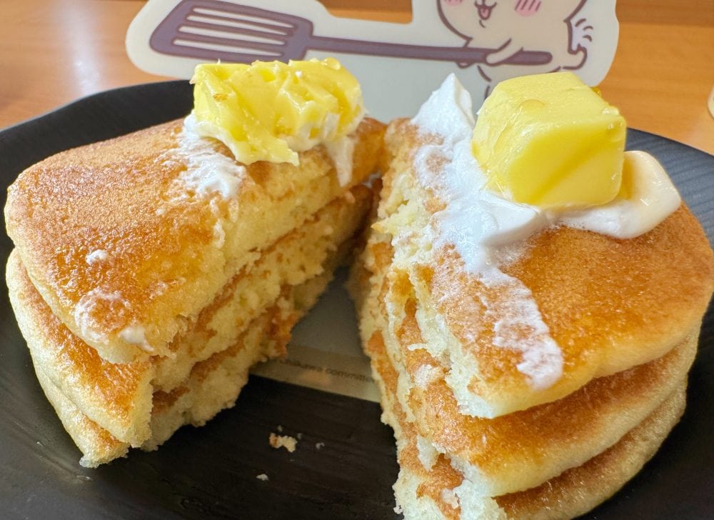 生地はオリジナル配合でもちもちの食感に仕上げられている
