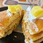 生地はオリジナル配合でもちもちの食感に仕上げられている