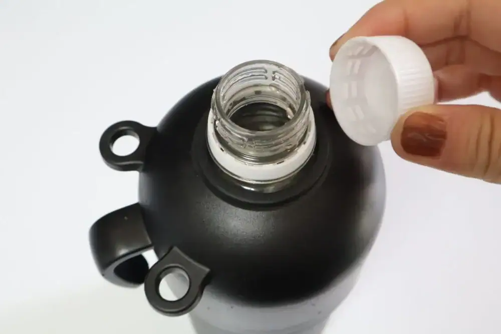 第2位 【実はダイソーで買えます】無印の半額!?保冷ペットボトルホルダーほか 猛暑対策グッズを試してみたら凄かった