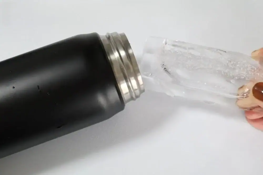 第2位 【実はダイソーで買えます】無印の半額!?保冷ペットボトルホルダーほか 猛暑対策グッズを試してみたら凄かった