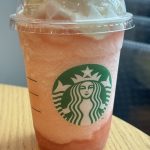 スターバックスコーヒー ヘブンリー ピーチ フラペチーノ Tallサイズのみ テイクアウト￥707 イートイン：￥720 ◆ 販売期間：2025年8月1日（金）～