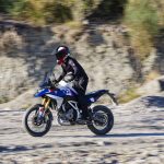 軽量な車体との組み合わせで、オンロードでもオフロードでも爽快で軽やかな走りを楽しむことが可能