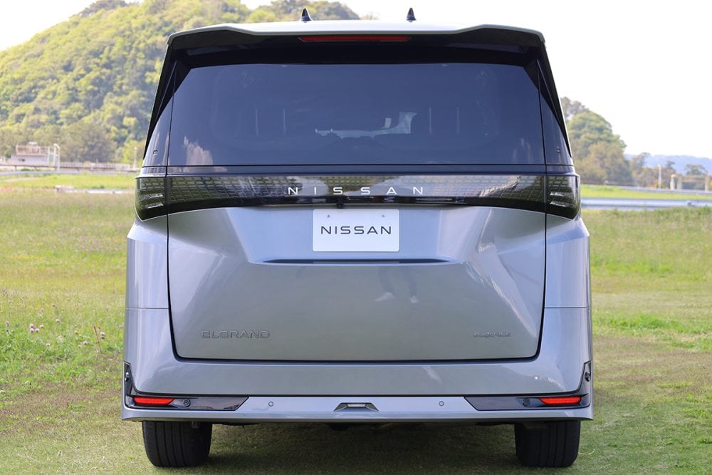 新型のボディサイズは4,995×1,895×1,965mm