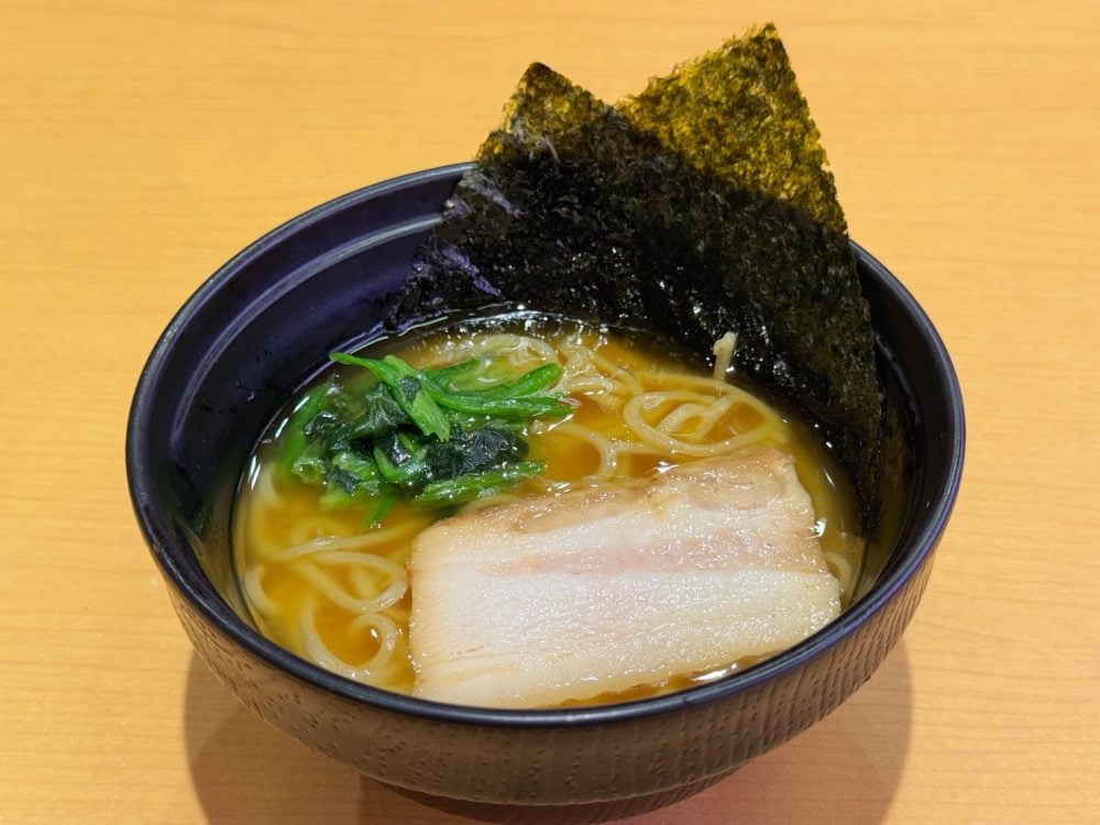 家系風!豚骨醤油ラーメン