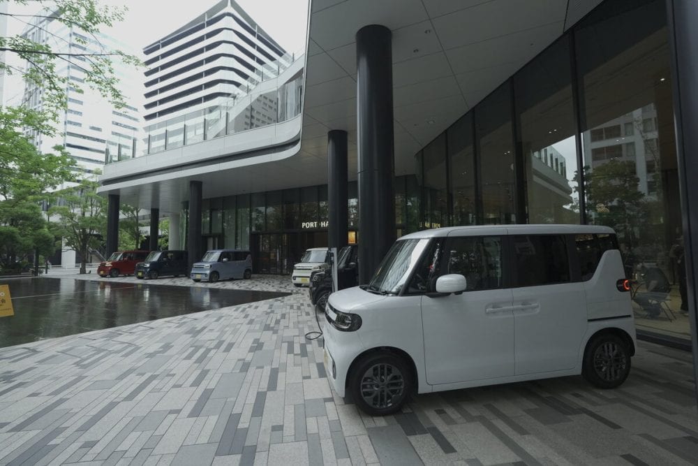 CEV補助金は全グレード共通して15万円だが、補助金終了後も高い競争力が保てるように戦略的な価格設定