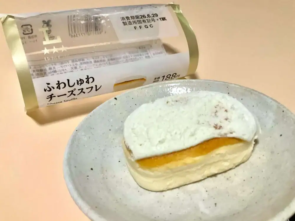 第2位 【反則級に美味】1位は51％増量どらもっち！ローソン新作スイーツ食べ比べランキングBEST3