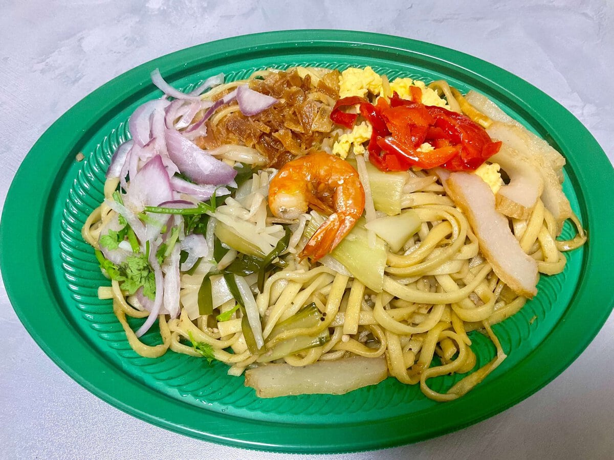 成城石井自家製、ベトナムの屋台風焼きそば（ミーサオ）