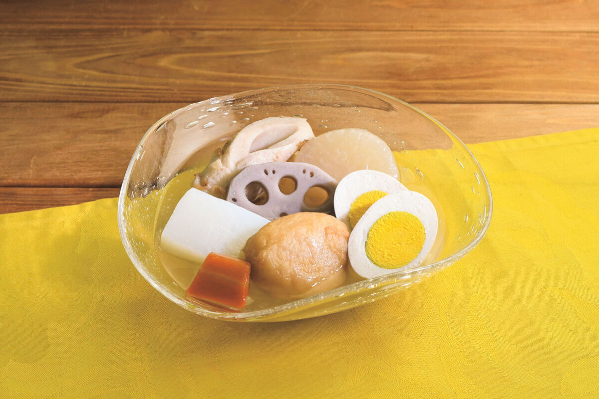 具材は帆立入りさつま揚、れんこんなど7種
