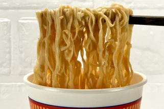 「このカップ麺、ヤバうまいぞ」“夏にこそ食べてほしい旨辛”限定商品、“あっさりなのに美味しさ爆発”な注目作…ほか【即席麺マニアの人気記事ランキングベスト3】（2025年7月版）