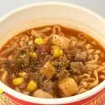 第1位 【激うまカップ麺】マニアがガチ採点！“にんにく×スパイス”最新ベスト3「1位は本気すぎる衝撃のカップヌードル」