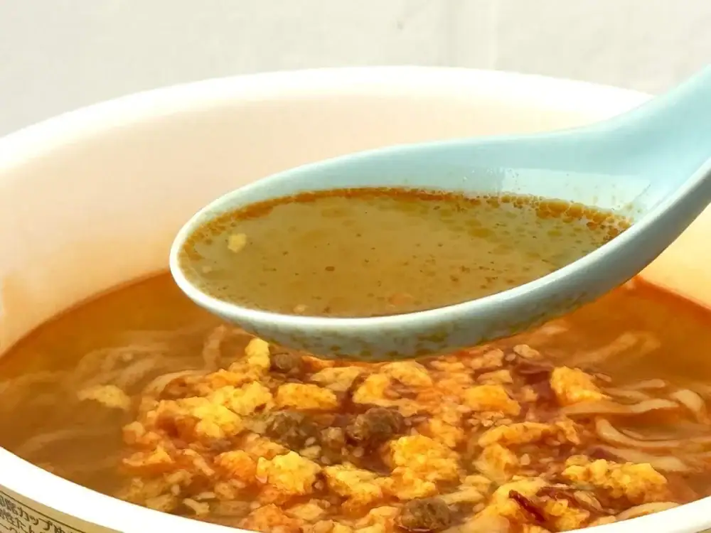 第1位 【激うまカップ麺】マニアがガチ採点!“にんにく×スパイス”最新ベスト3「1位は本気すぎる衝撃のカップヌードル」