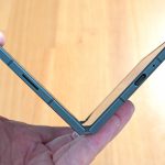 軽く開くヒンジが使いやすい