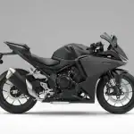 【第2位】ホンダ「CBR400R FOUR E-Clutch」｜直4×クラッチ不要の次世代スポーツ機