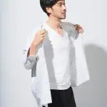 第3位:【ユニクロ&グンゼ】秋の重ね着にも!消臭・汗ジミを防ぐ定番インナー
