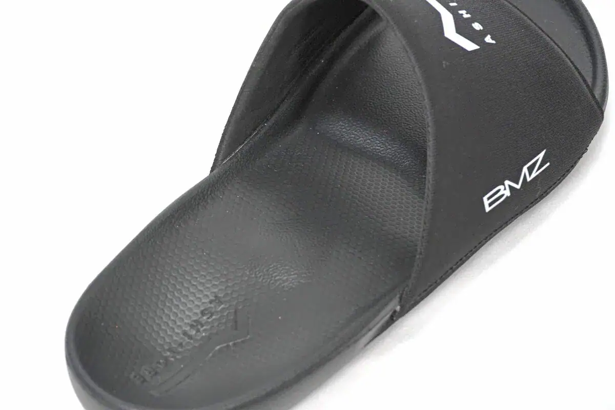 第1位：【ワークマン】1,900円で履くだけ筋トレ!?「BMZ アシトレサンダル」