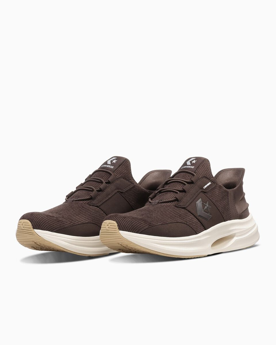 コンバース「ケイブスター スリットスライド コーデュロイ」￥9,790