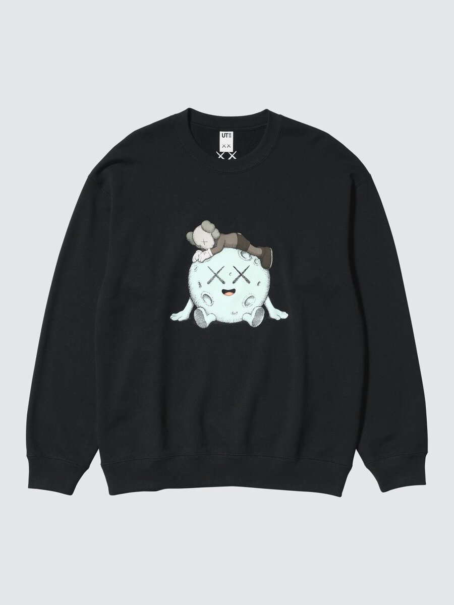 UT KAWS UNIVERSE スウェットシャツ（MEN'S） ￥3,990