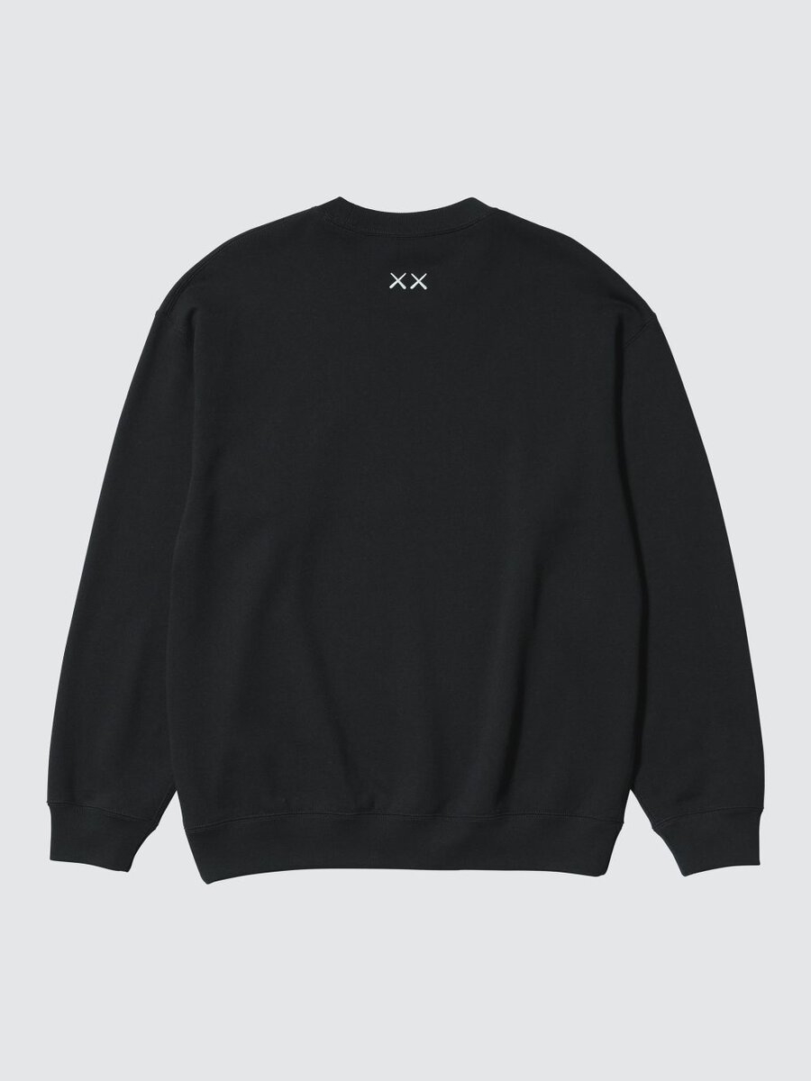 UT KAWS UNIVERSE スウェットシャツ（MEN'S） ￥3,990