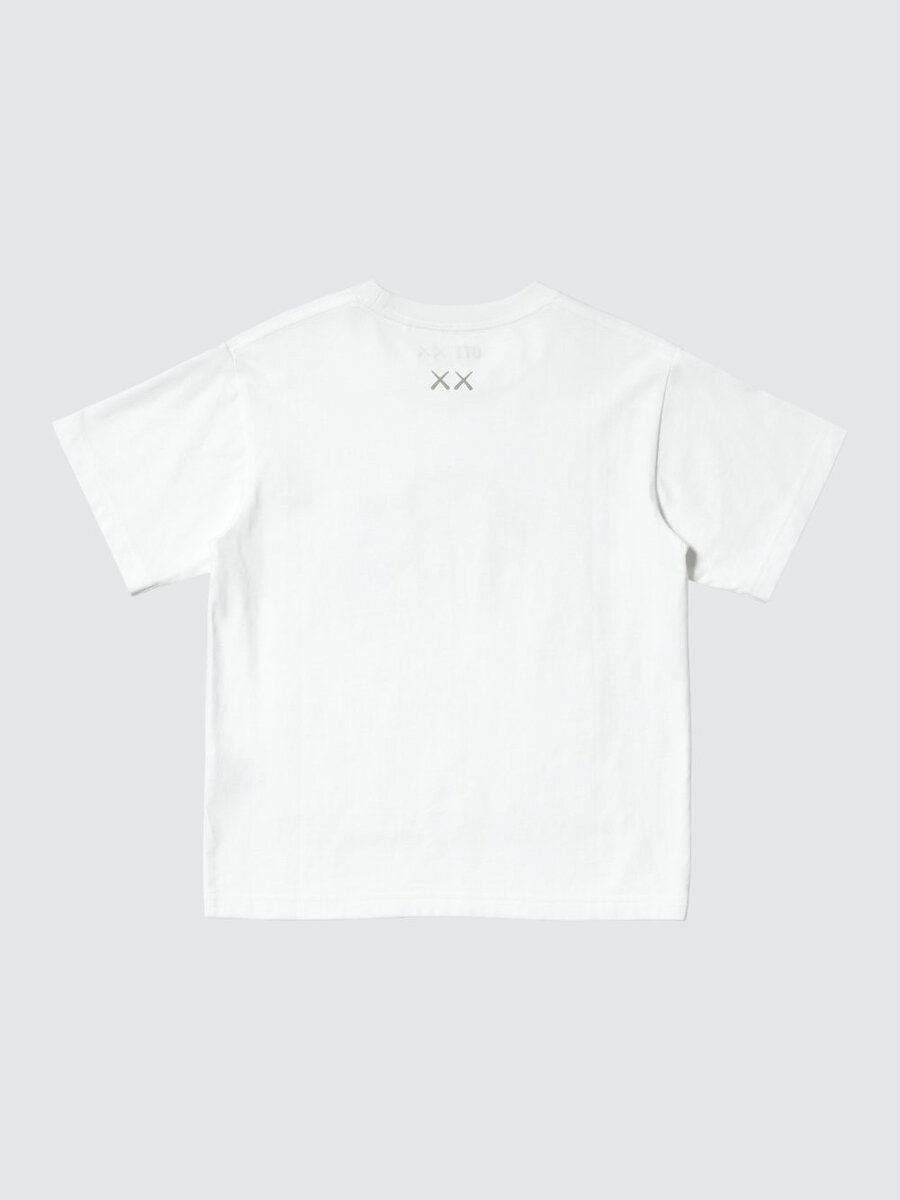 UT「KAWS UNIVERSE Tシャツ（KIDS）」￥990