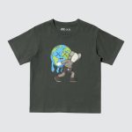 UT「KAWS UNIVERSE Tシャツ（KIDS）」￥990