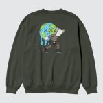 UT KAWS UNIVERSE スウェットシャツ（MEN'S） ￥3,990