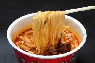 【激辛どん兵衛＆みそきん】TVで話題の無添加麺も！マニア絶賛のご当地袋麺…ほか【即席麺の人気記事ランキングベスト3】（2026年8月版）