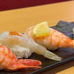 4種の天然えびを贅沢に食べ比べできる、えび好きにはたまらない圧巻の一皿!