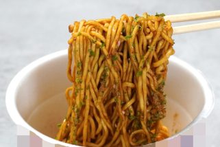 「本当にウマかったカップ焼きそば」カップ麺マニア絶賛！8月に食べてよかったベスト3【1位は再現度ヤバすぎた本気のたこ焼き味】